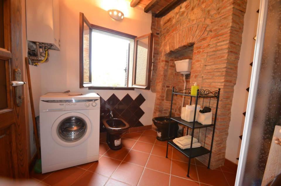 Apartmán La Divina Dimora Il Castello Degli Spiriti Magni Montepescali Pokoj fotografie