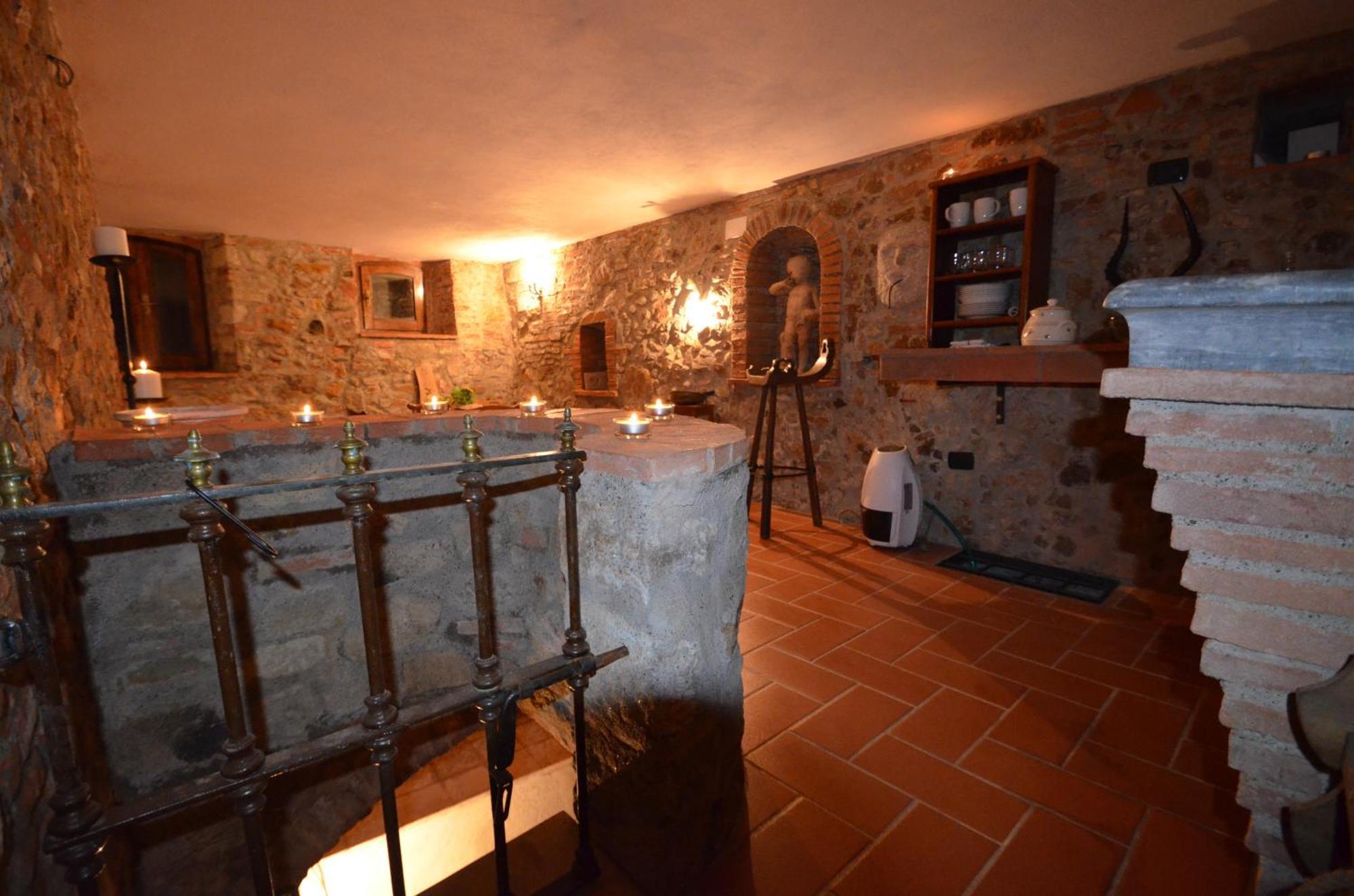 Apartmán La Divina Dimora Il Castello Degli Spiriti Magni Montepescali Pokoj fotografie